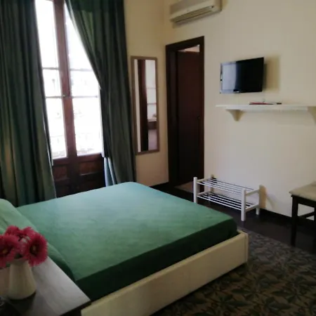 Bed & Breakfast Art Deco *