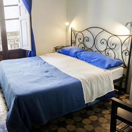 Bed & Breakfast Art Deco *