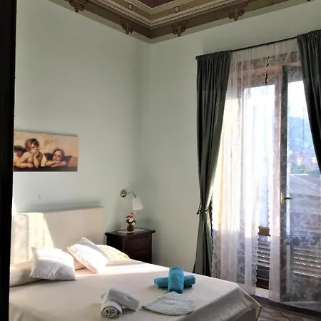 Bed & Breakfast Art Deco *